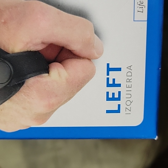 Exoform Left hand Wrist brace with Velcro attachment, adjustable, universal size - Picture 6 of 6